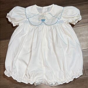VTG Smocked Embroidered Blue & White Baby Girl Romper Bubble SZ 12 Months